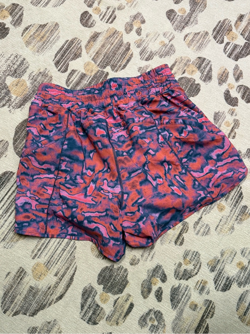 ❌SOLD❌Lululemon Women’s Active Running Shorts in Pink & Blue 8 - Picture 5 of 5